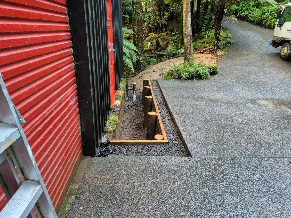 Timber retaining wall detail in Auckland
